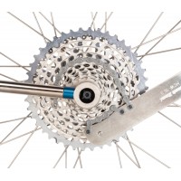 Park Tool HCW-16.3 chain whip & pedal