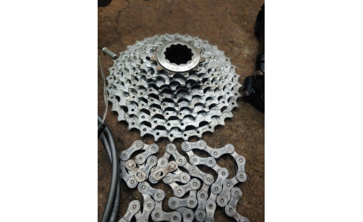Shimano XTR M960 3x9 vintage groupset - excl v-brakes